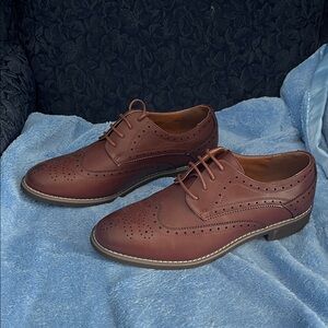 Classic Brown women’s lace up oxfords slide 9 - new without box - Vegan leather